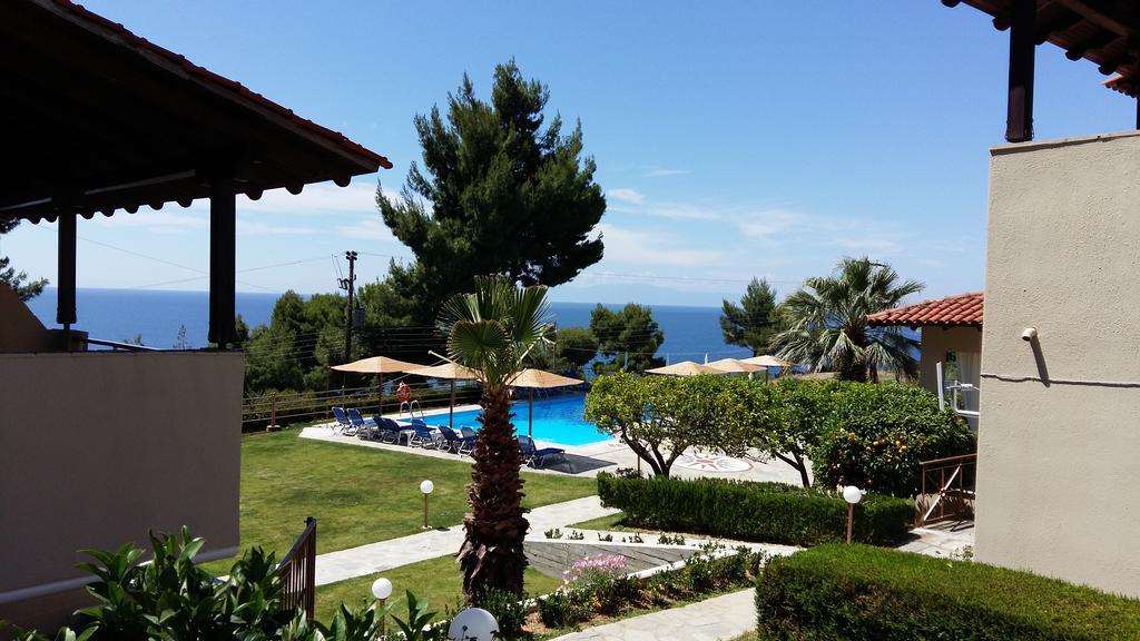 Thea Hotel Possidi Exterior foto
